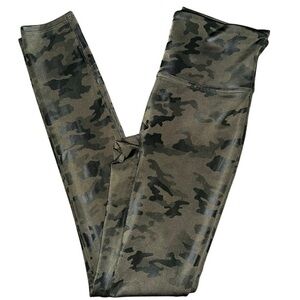 Spanx Women’s Size S Green Camo Shiny Liquid High Rise Leggings
